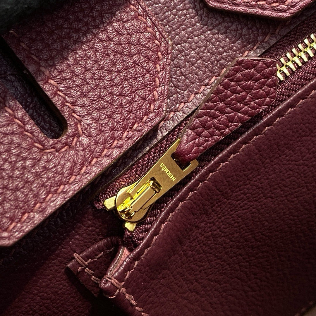 Hermès 18 Bordeaux Birkin 30 cm Togo Leather Gold Hardware