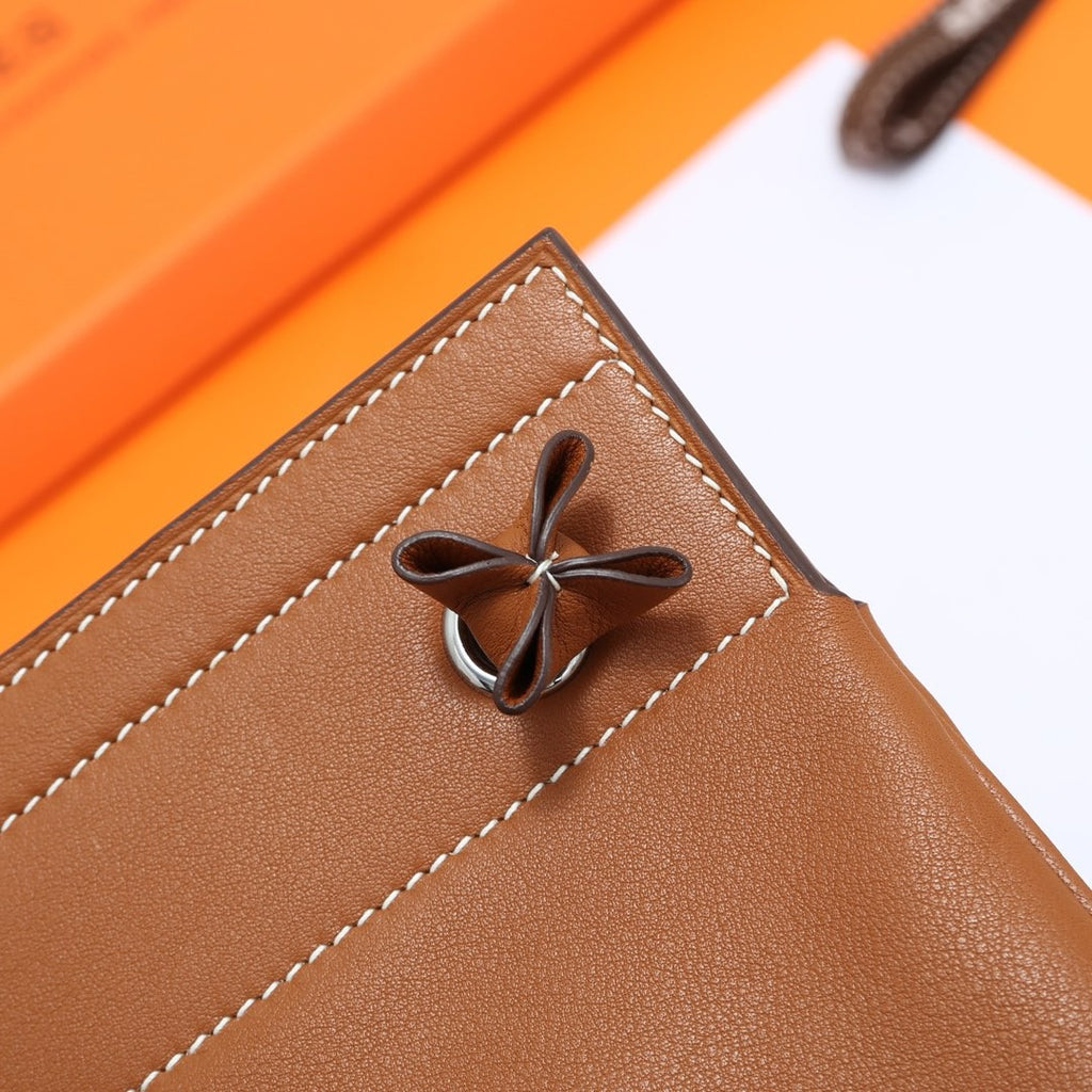Hermès Gold Calfskin Mini Aline