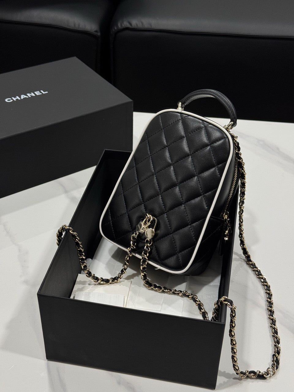 Chanel SPRING-SUMMER 2025 PRE-COLLECTION   MINI BACKPACK Black