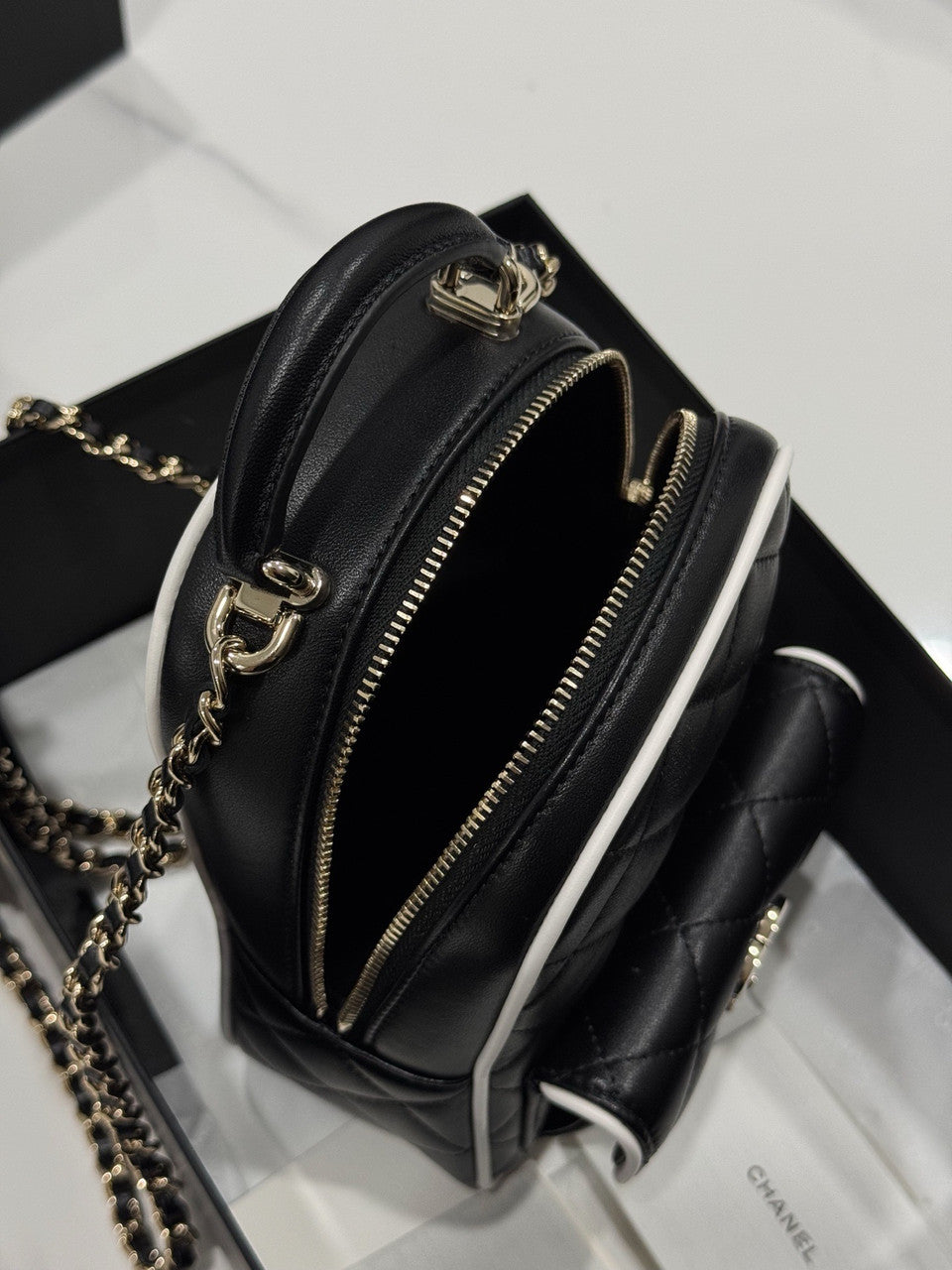 Chanel SPRING-SUMMER 2025 PRE-COLLECTION   MINI BACKPACK Black
