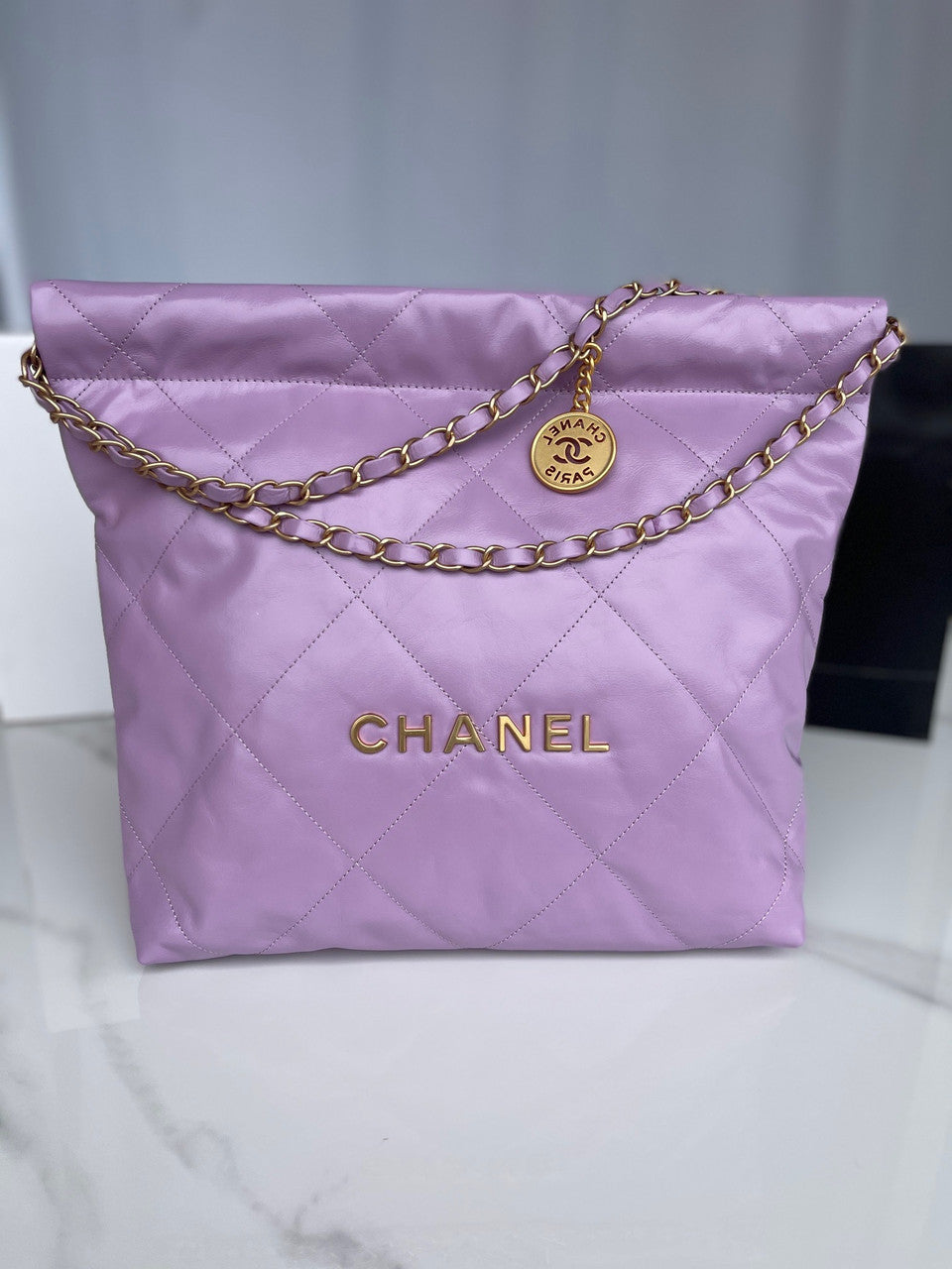 CHANEL 22 LARGE HANDBAG PURPLE