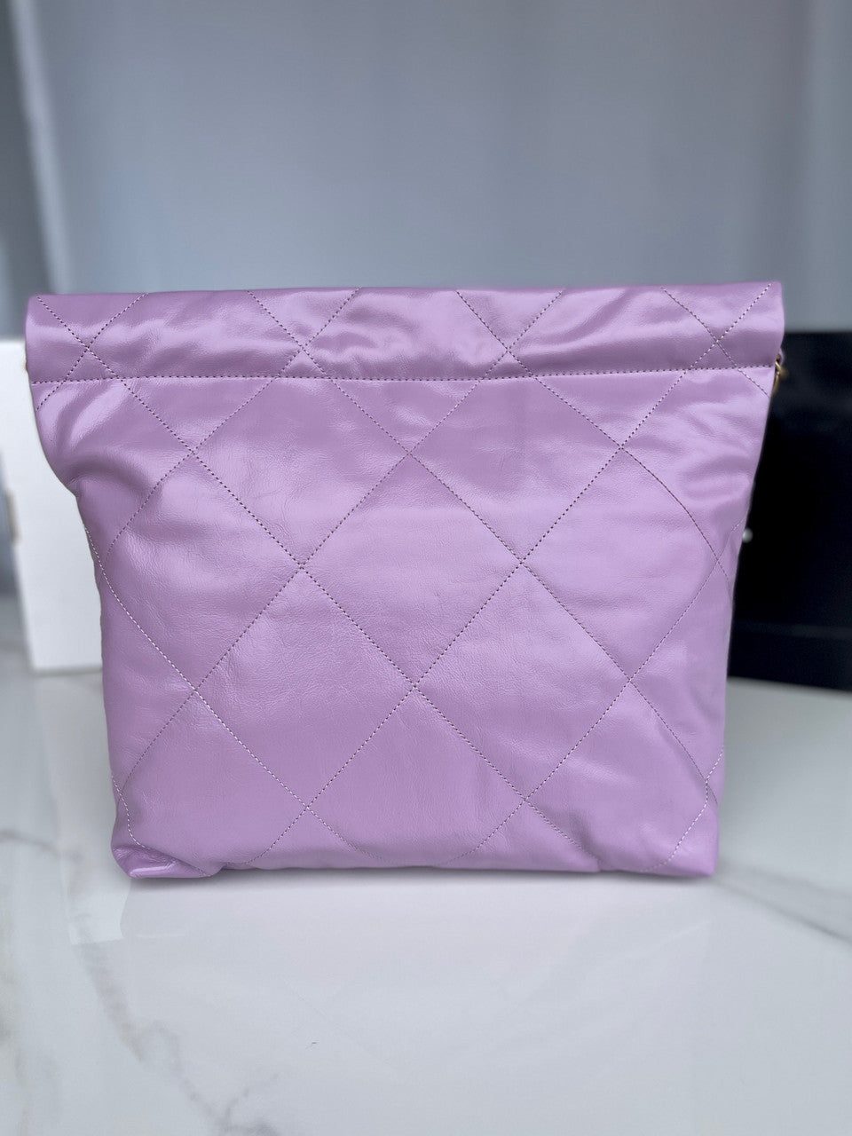 CHANEL 22 LARGE HANDBAG PURPLE