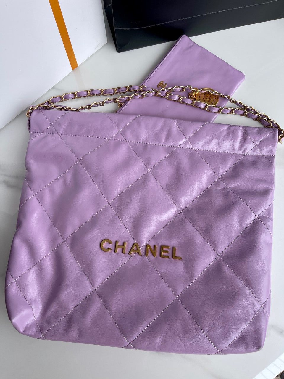CHANEL 22 LARGE HANDBAG PURPLE