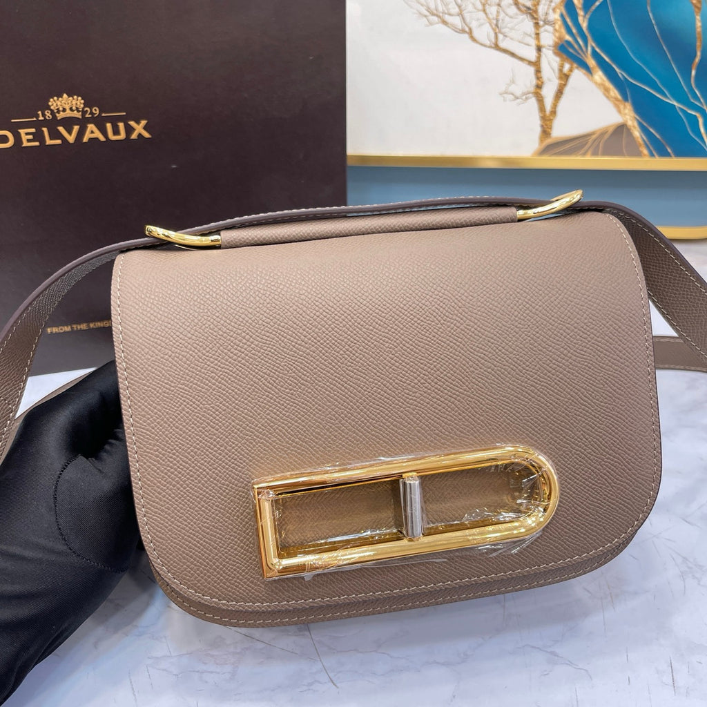 Delvaux Lingot in Alpina Calf
