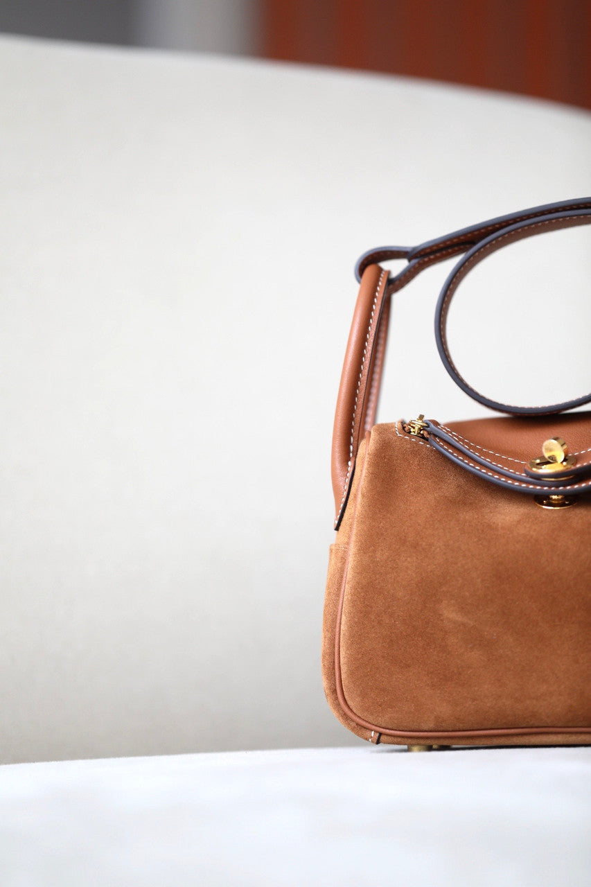Hermes Mini Lindy 20cm Bag Gold Swift Leather/Suede Gold Hardware