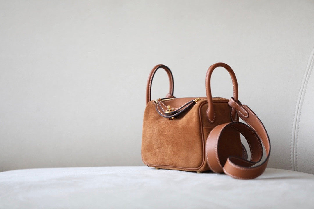 Hermes Mini Lindy 20cm Bag Gold Swift Leather/Suede Gold Hardware