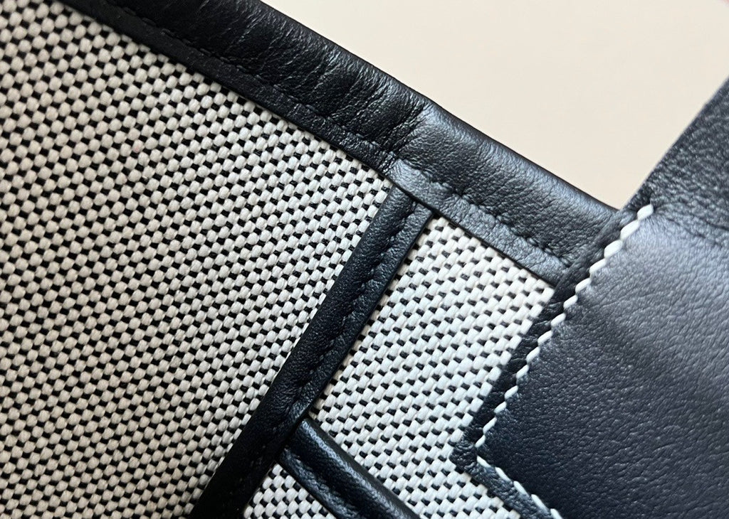 Hermes Steeple 28 bag  Black