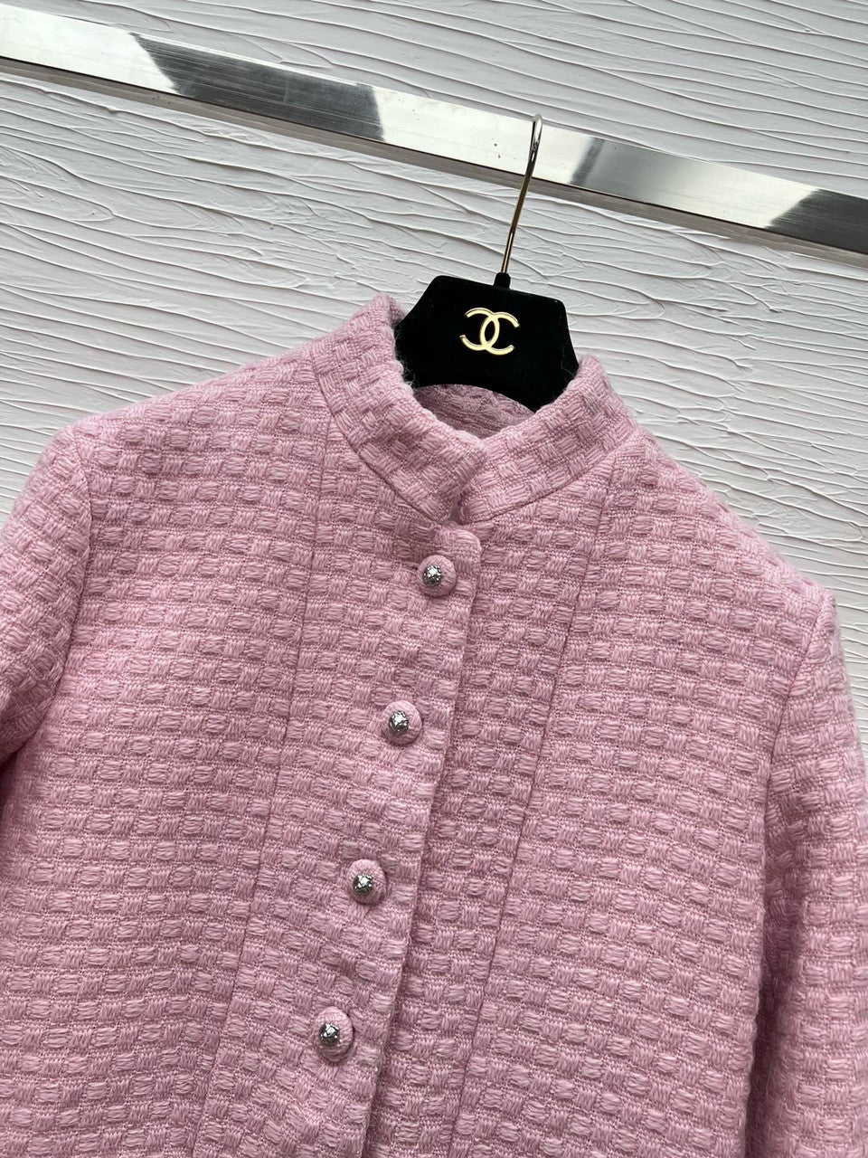 CHANEL FALL-WINTER 2024/25   JACKET   Wool Tweed  Light Pink Chanel