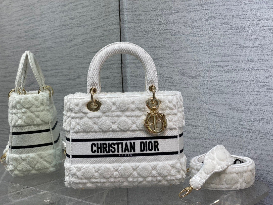 Christian Dior MEDIUM LADY D-LITE BAG Latte Cannage Shearling