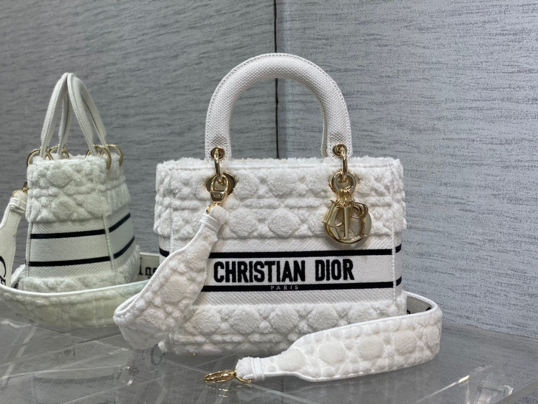Christian Dior MEDIUM LADY D-LITE BAG Latte Cannage Shearling