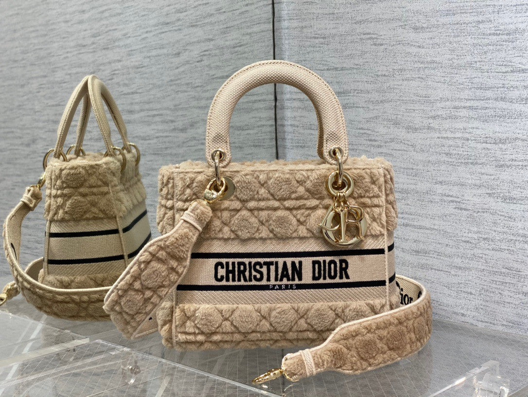 Christian Dior MEDIUM LADY D-LITE BAG Latte Cannage Shearling  Brown