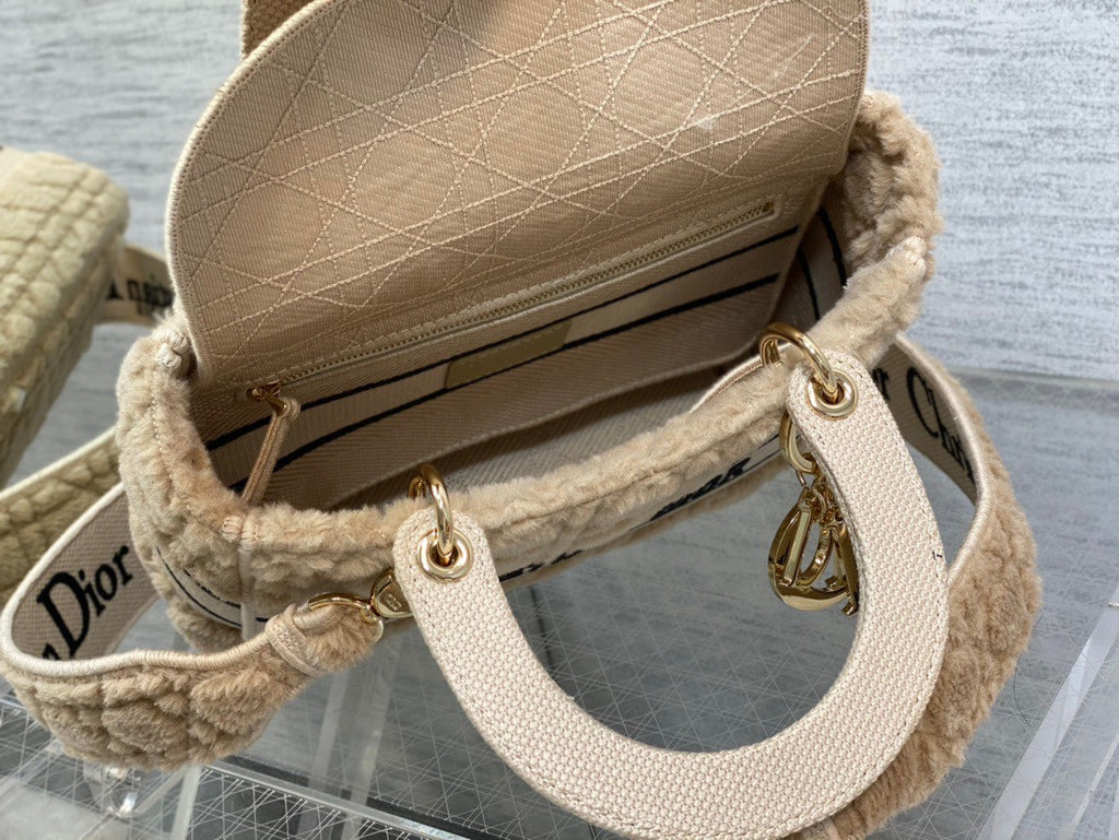 Christian Dior MEDIUM LADY D-LITE BAG Latte Cannage Shearling  Brown