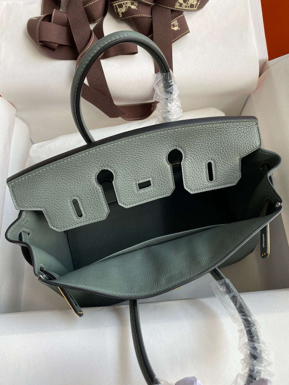 Hermes Vert Amande Birkin 25 cm Togo Gold Hardware