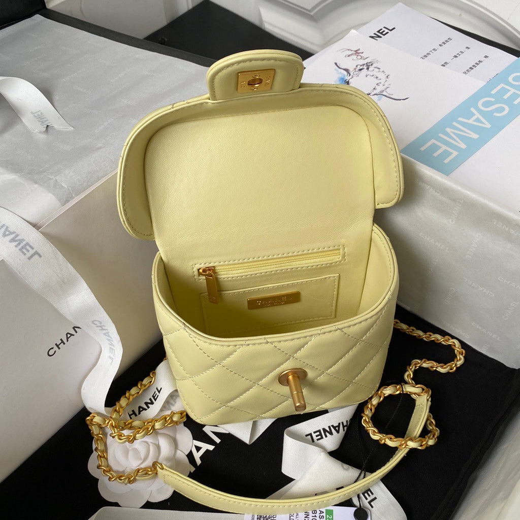 Chanel SMALL VANITY CASE SS2023