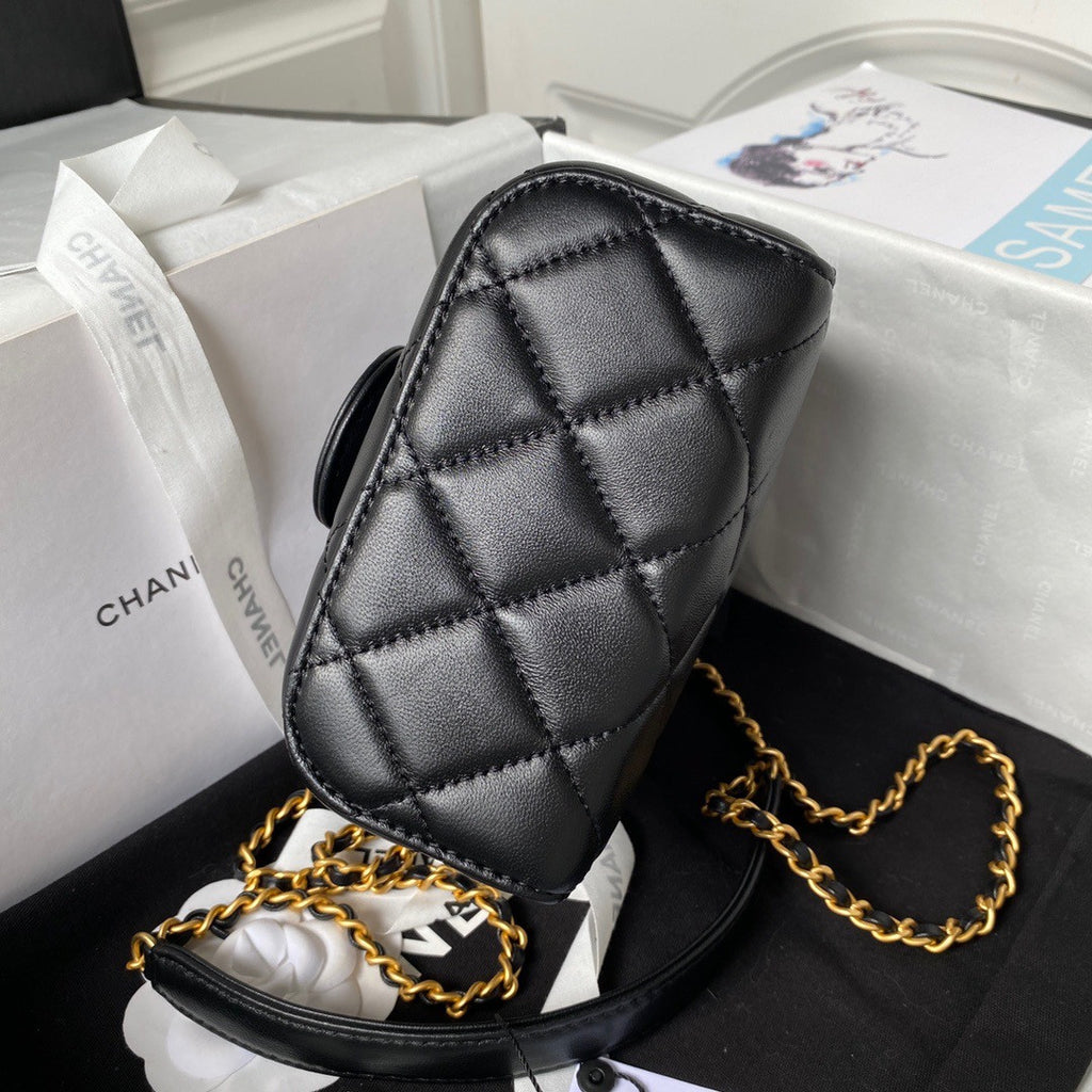 Chanel SMALL VANITY CASE SS2023 Black