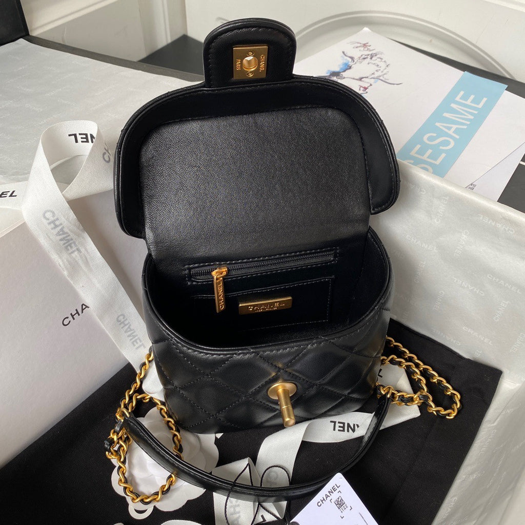 Chanel SMALL VANITY CASE SS2023 Black