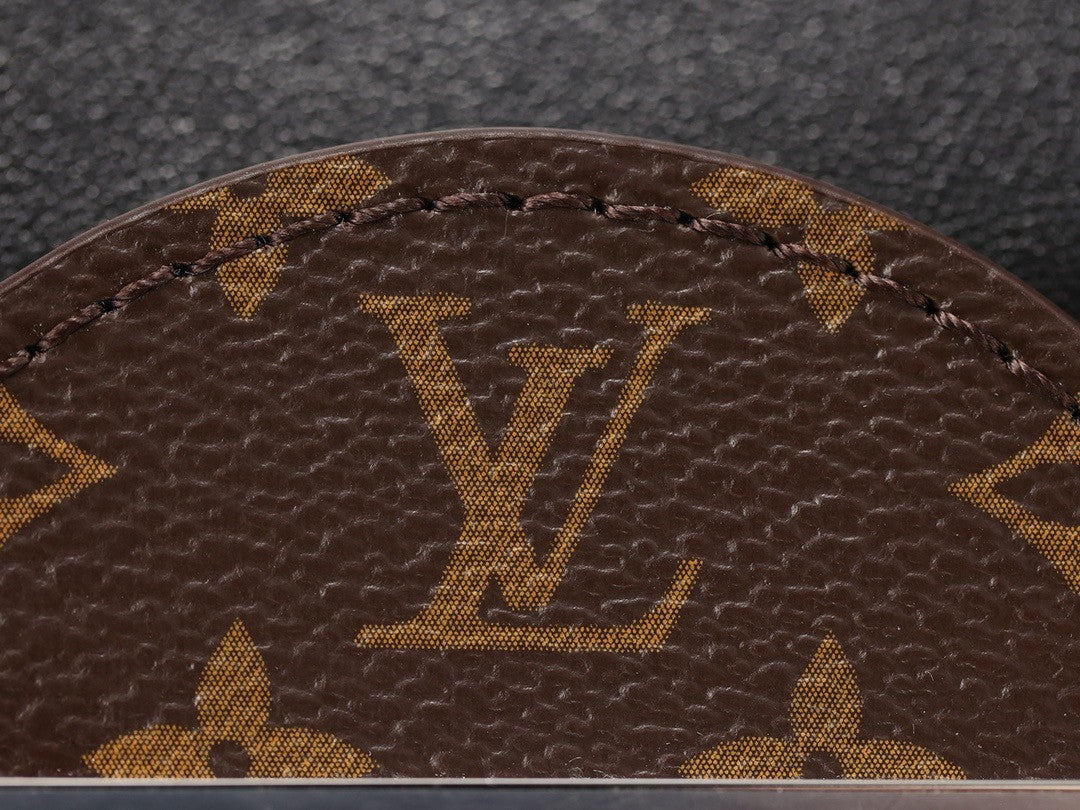Louis Vuitton M12192 Sunset Vibe