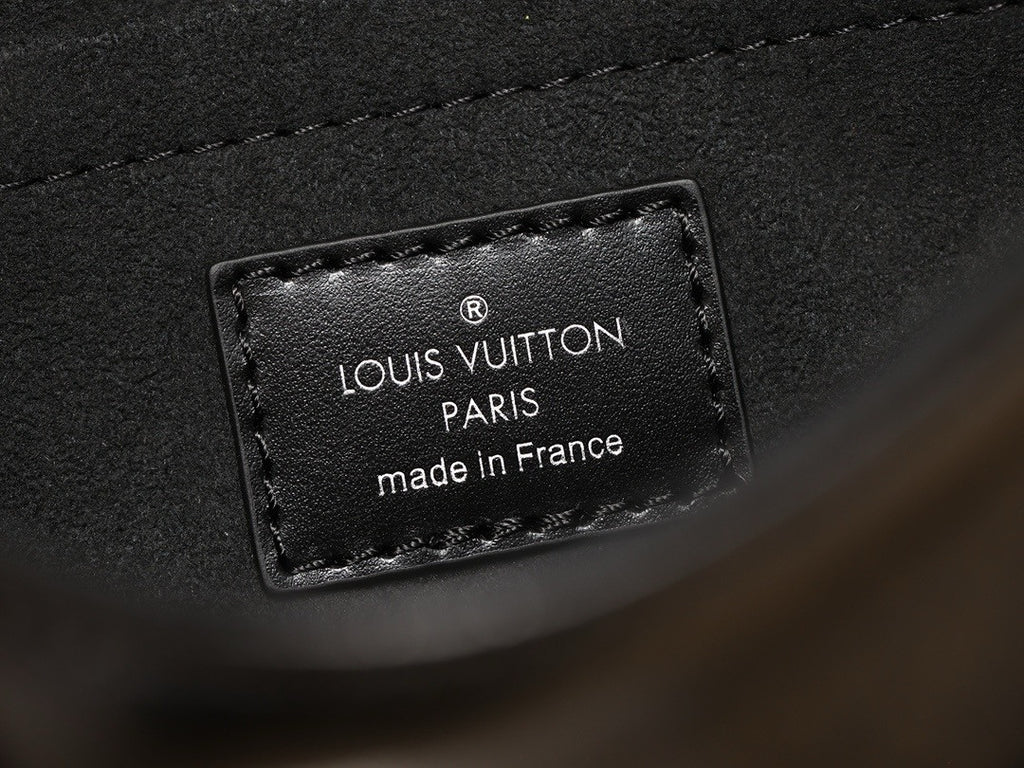 Louis Vuitton M12192 Sunset Vibe