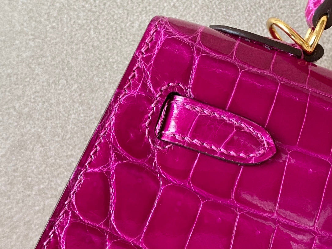 Hermes SHINY ROSE SHEHERAZADE NILOTICUS CROCODILE KELLY 25 WITH GOLD HARDWARE