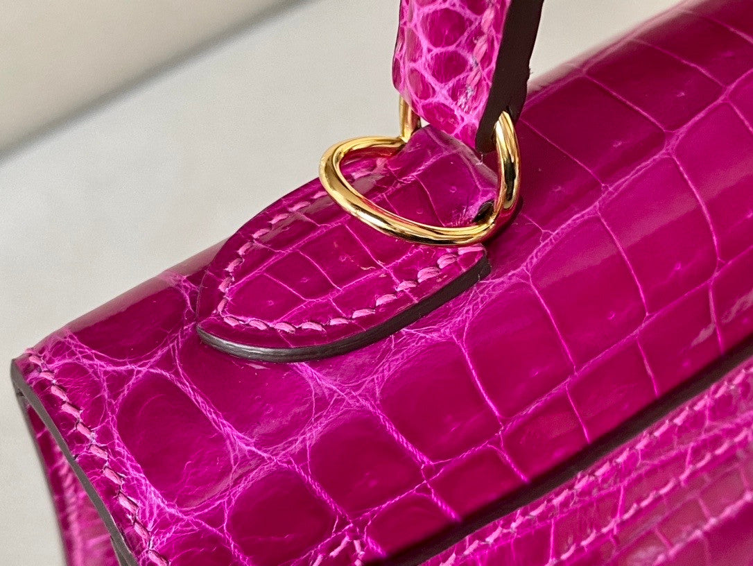 Hermes SHINY ROSE SHEHERAZADE NILOTICUS CROCODILE KELLY 25 WITH GOLD HARDWARE
