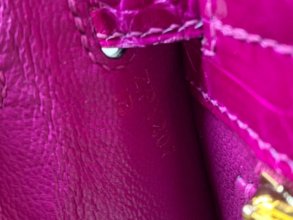 Hermes SHINY ROSE SHEHERAZADE NILOTICUS CROCODILE KELLY 25 WITH GOLD HARDWARE