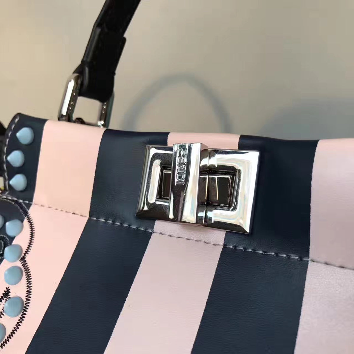 Fendi PEEKABOO Multicolored canvas bag Code: 8BN2449GPF09DE