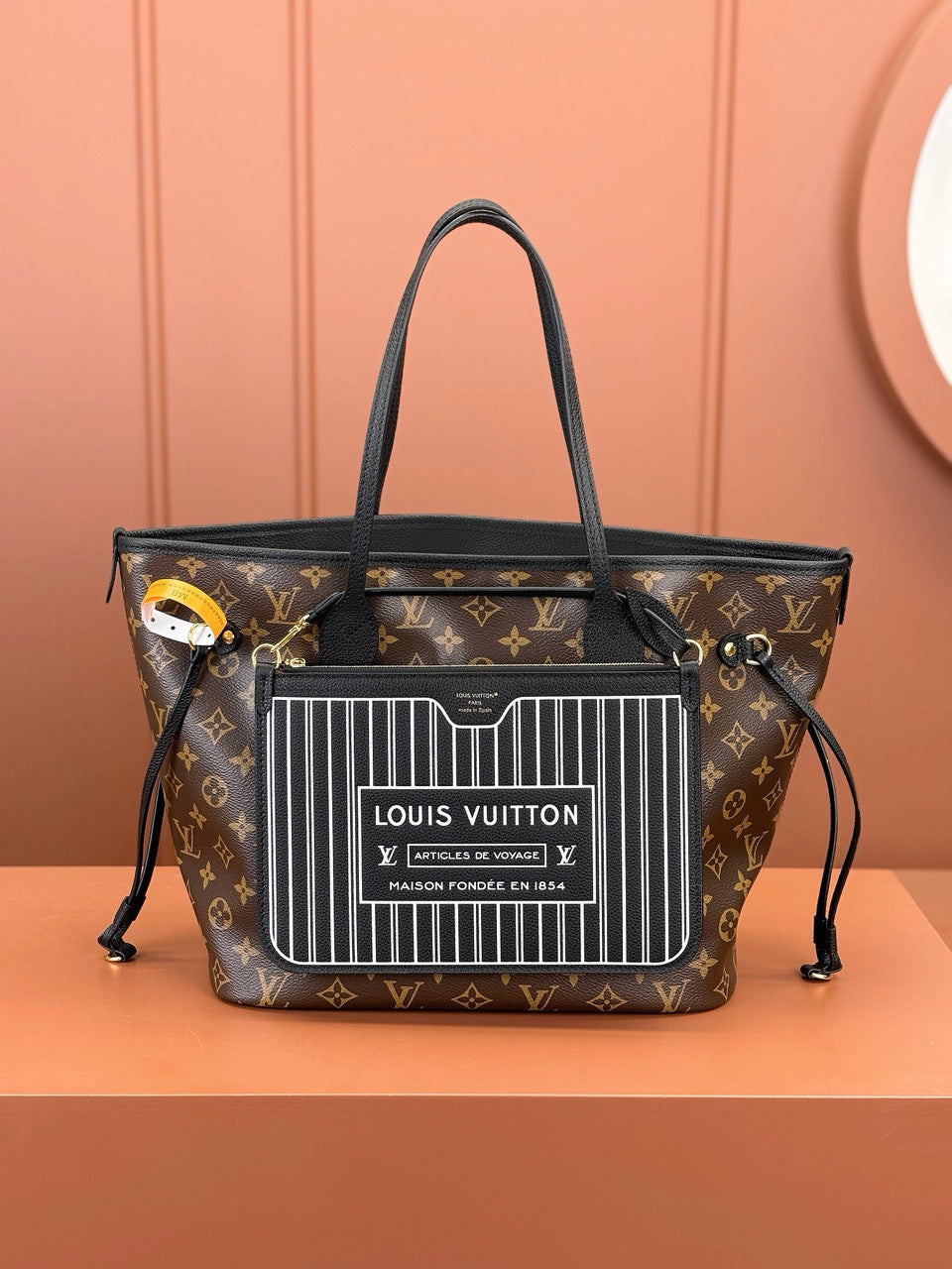 Louis Vuitton M11946 New Neverfull Reversible Neverfull Inside Out MM Bag