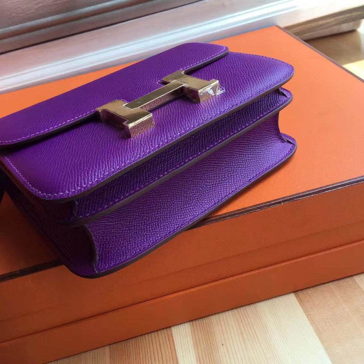 Hermes P9 Anemone Constance Epsom leather 18cm Gold Hardware