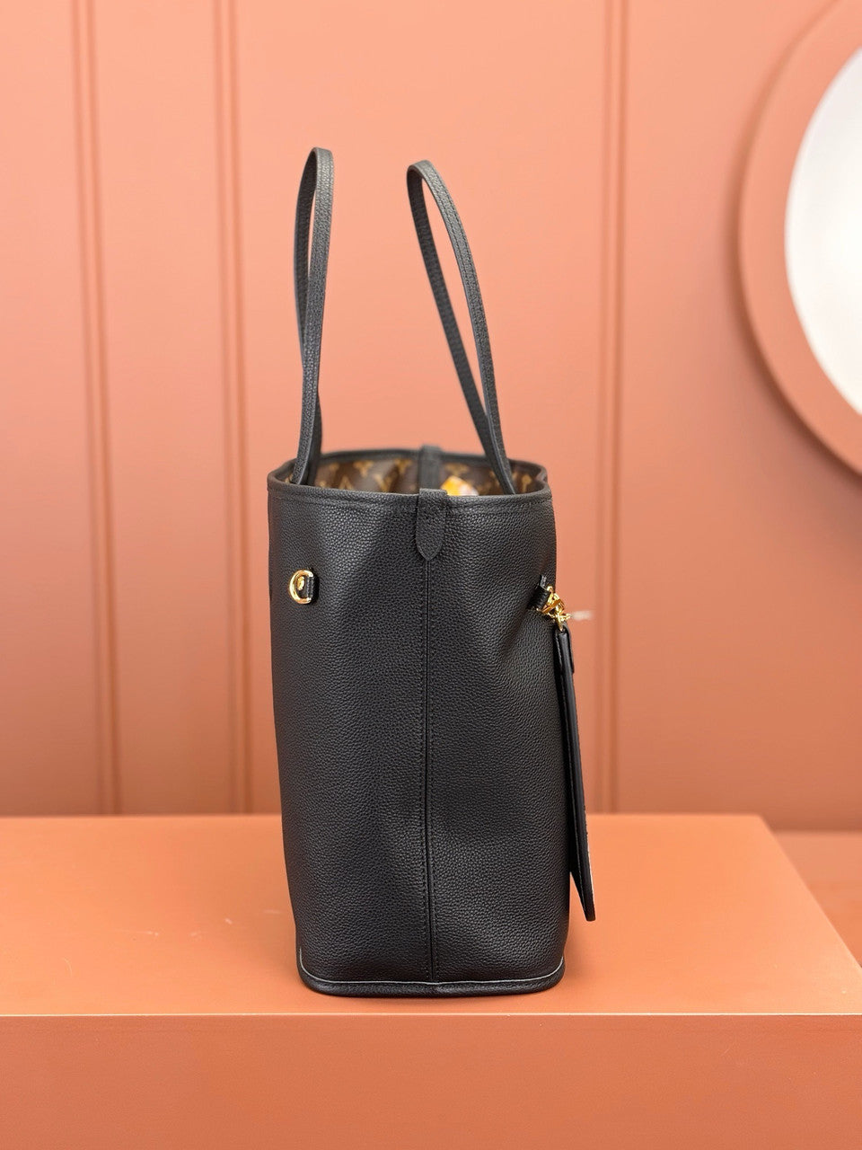 Louis Vuitton M11946 New Neverfull Reversible Neverfull Inside Out MM Bag