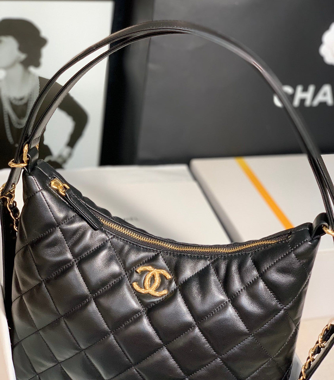 Chanel MAXI HOBO BAG SS2022