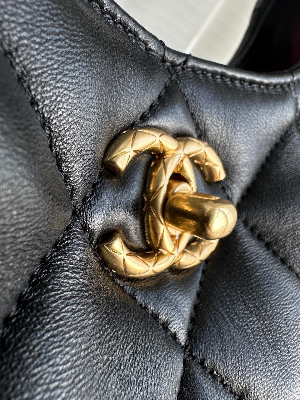 Chanel 24A Haut Couture Small Hobo Bag