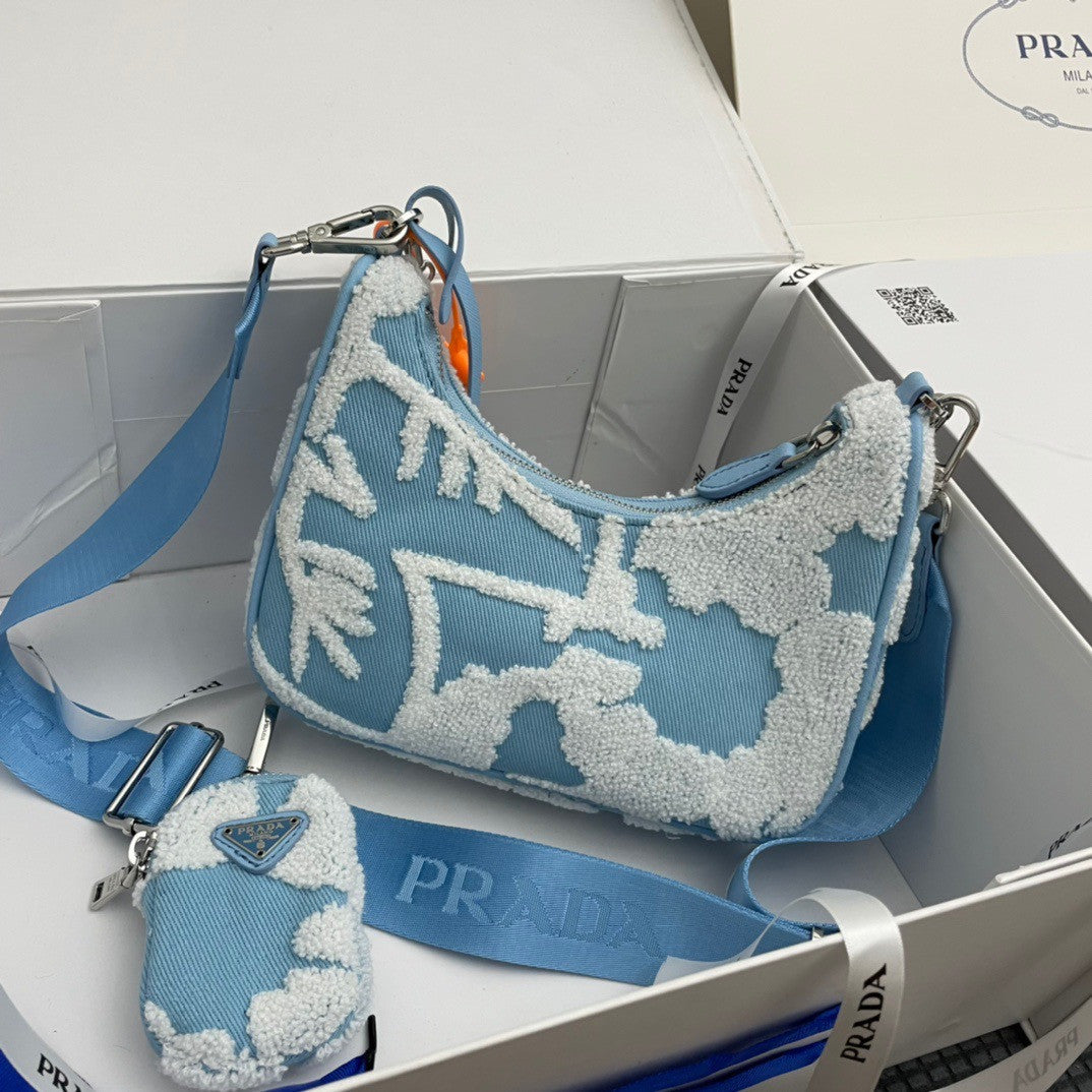 Prada Re-Edition 2006 embroidered drill shoulder bag Blue