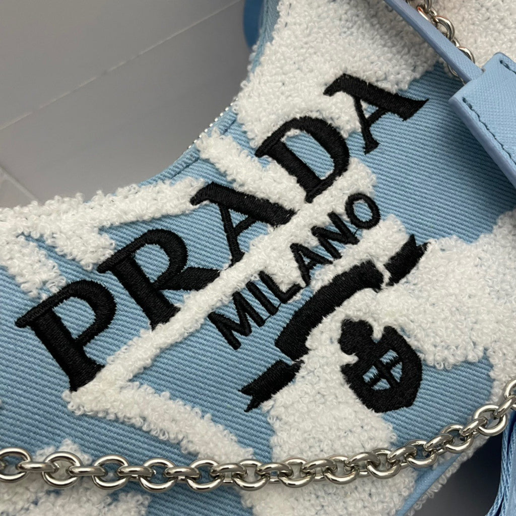 Prada Re-Edition 2006 embroidered drill shoulder bag Blue