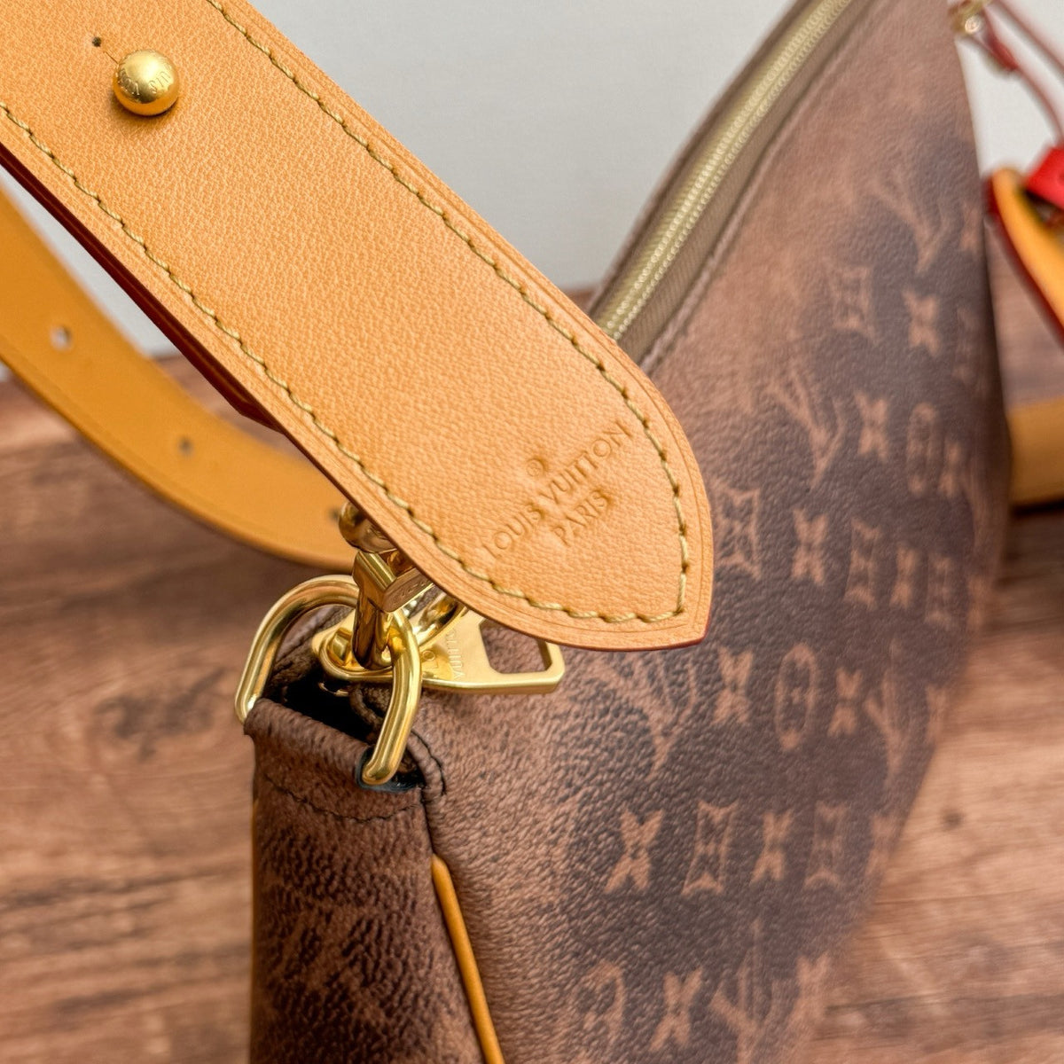 Louis Vuitton M11623 Pochette Accessoire XL