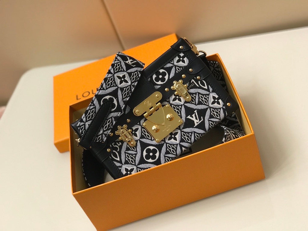 Louis Vuitton M57212  SINCE 1854 PETITE MALLE