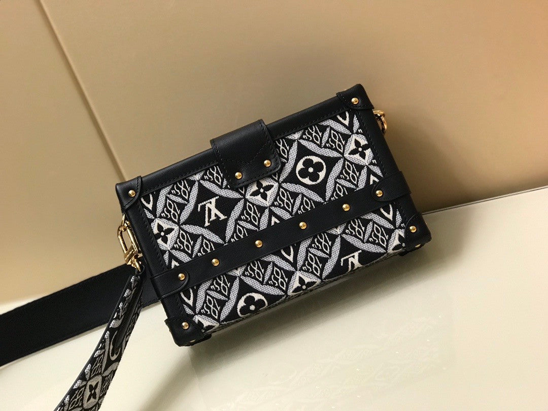 Louis Vuitton M57212  SINCE 1854 PETITE MALLE