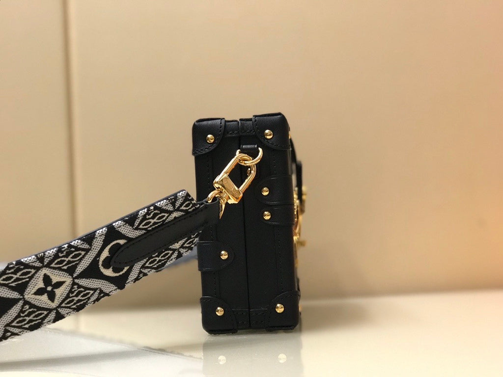 Louis Vuitton M57212  SINCE 1854 PETITE MALLE