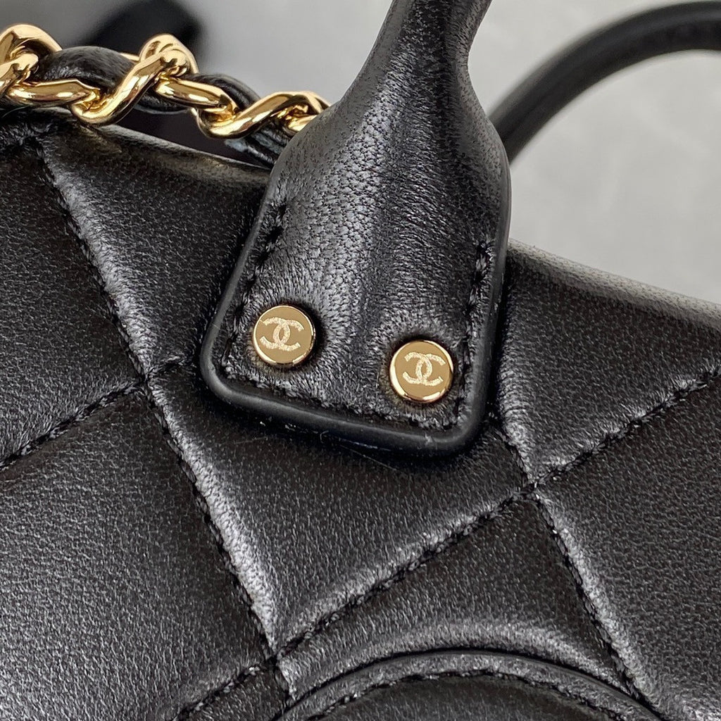 Chanel VANITY CASE 2022