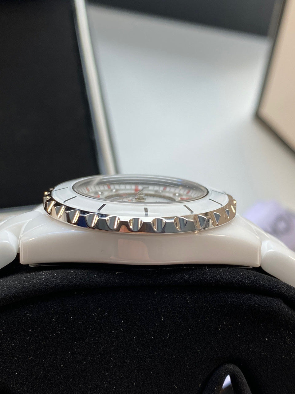 CHANEL LIMITED EDITION J12 PINK LIGHT 33 MM