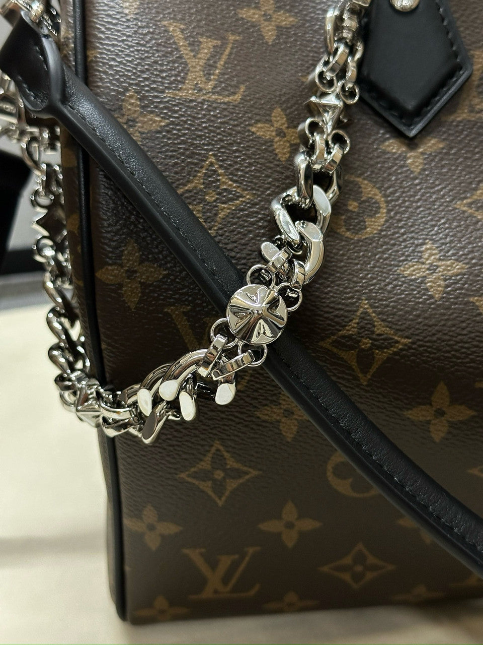Louis Vuitton M12243 New Speedy Soft 30 Dark Bag