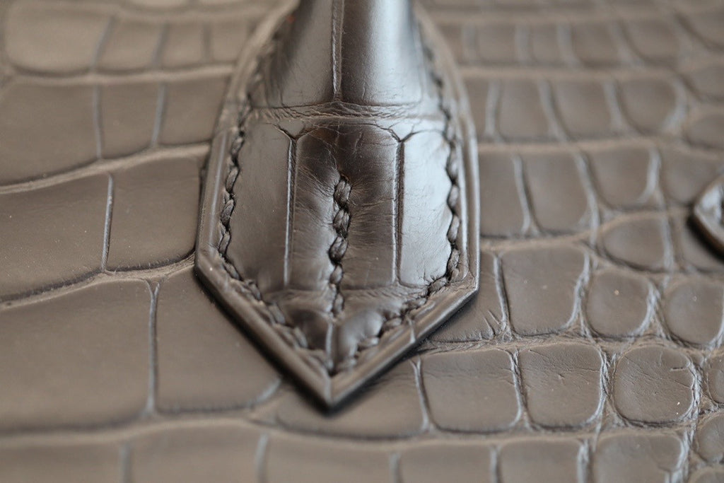 HERMES BIRKIN 30 BAG MATT BLACK ALLIGATOR GOLD HARDWARE