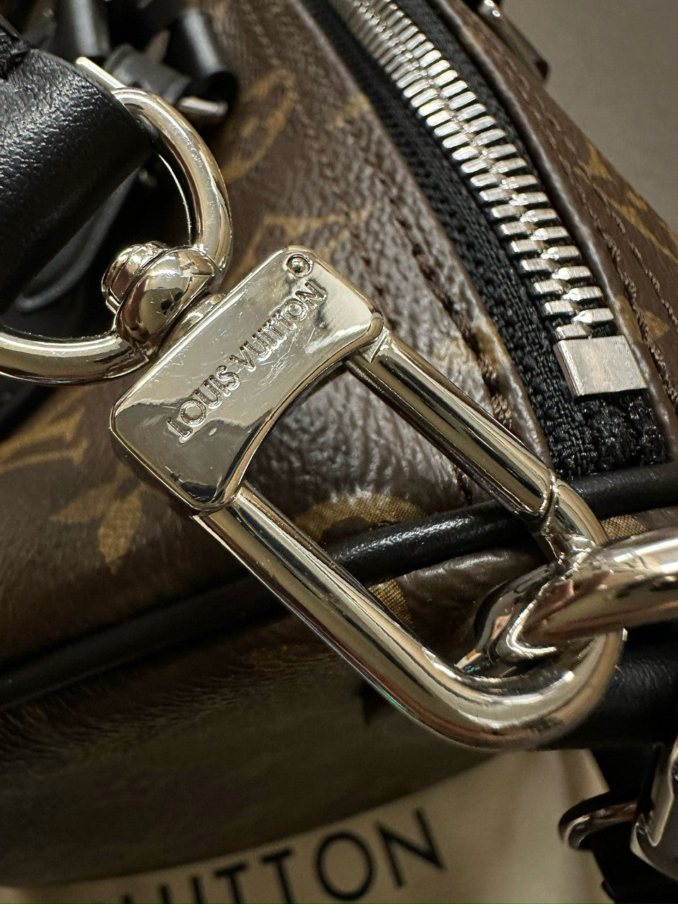 Louis Vuitton M12243 New Speedy Soft 30 Dark Bag