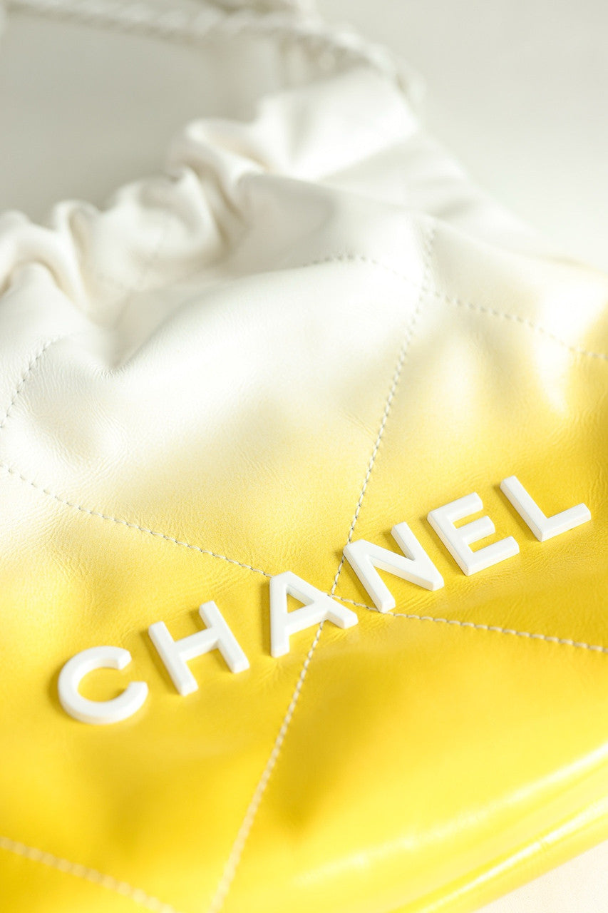 CHANEL 22 MINI HANDBAG White & Yellow