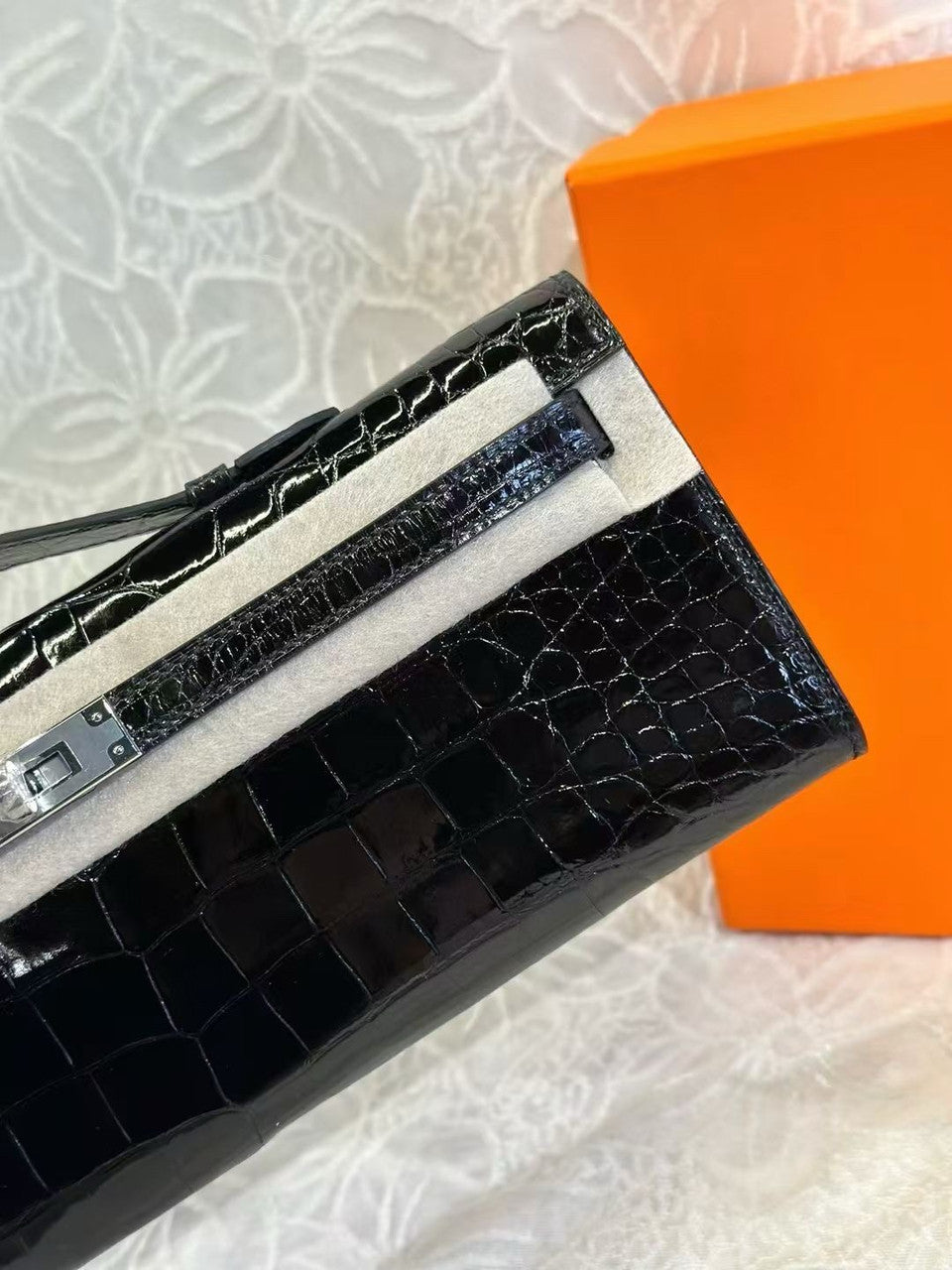 Hermes Kelly 31cm Black Cut Pochette Shiny Niloticus Croc PHW Hermes
