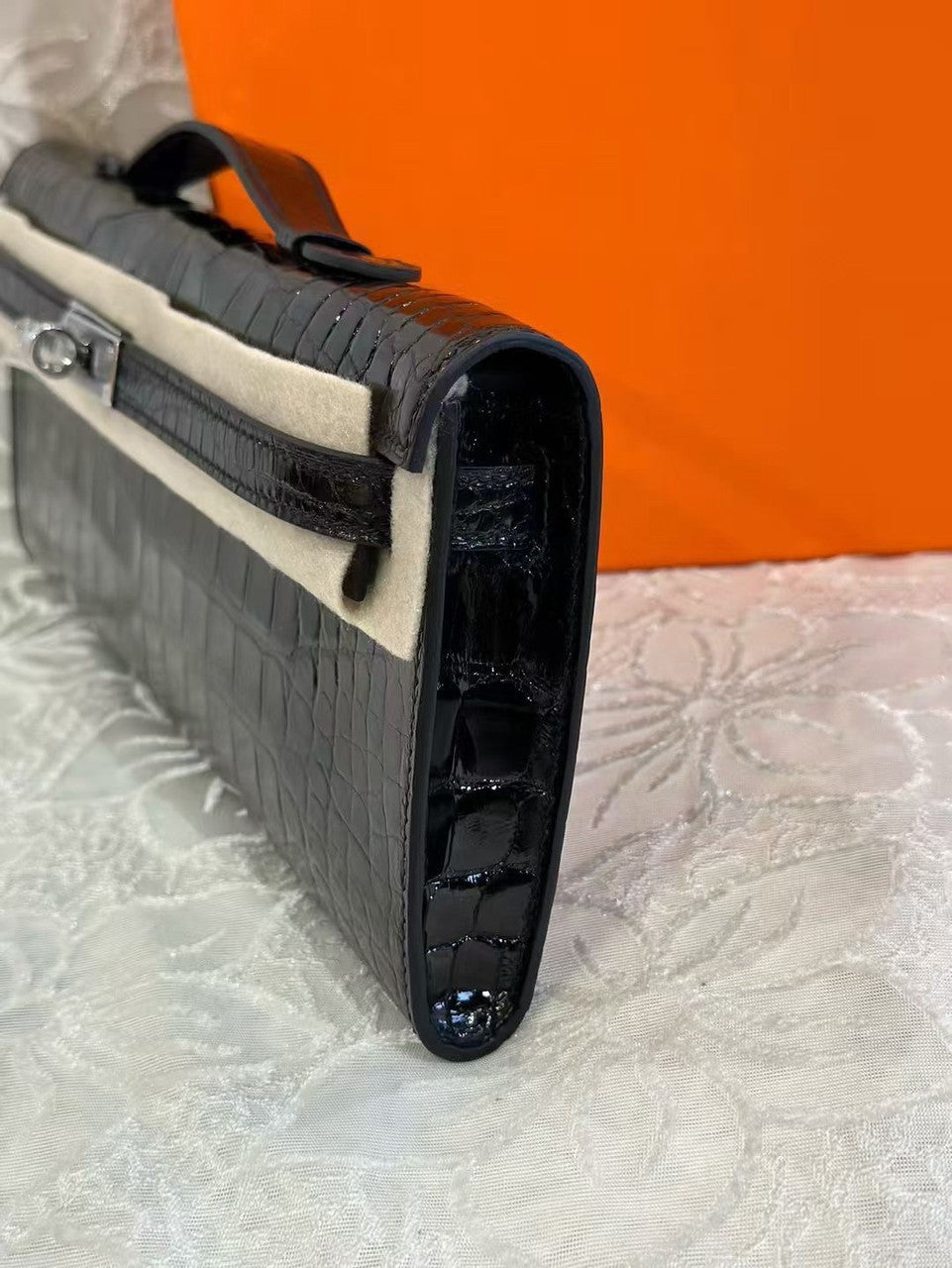 Hermes Kelly 31cm Black Cut Pochette Shiny Niloticus Croc PHW Hermes