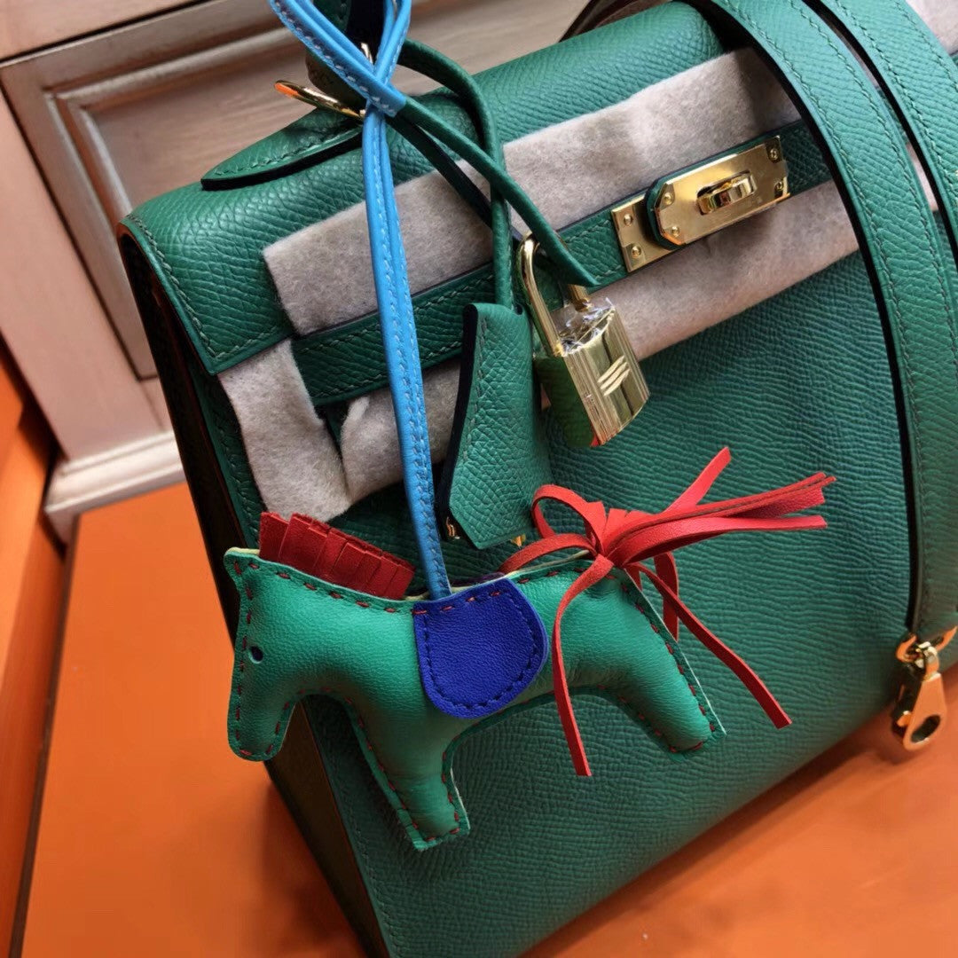 Hermes U4 Vert vertigao  Kelly 25 cm Epsom Gold Hardware