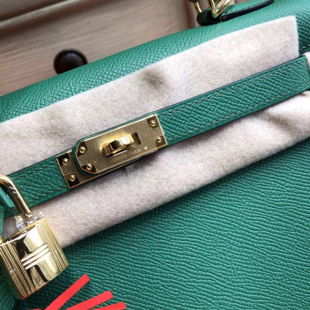 Hermes U4 Vert vertigao  Kelly 25 cm Epsom Gold Hardware