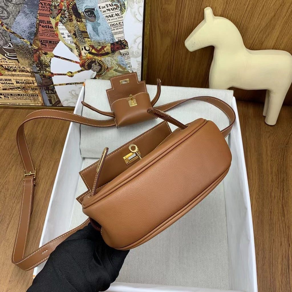 Hermès Kelly Moove Gold Swift Gold Hardware