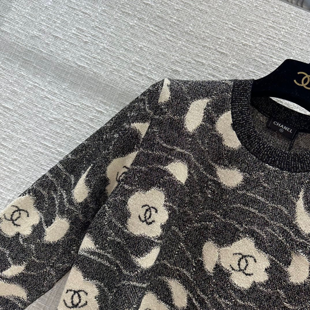 Chanel Iridescent Wool SWEATER SS2023