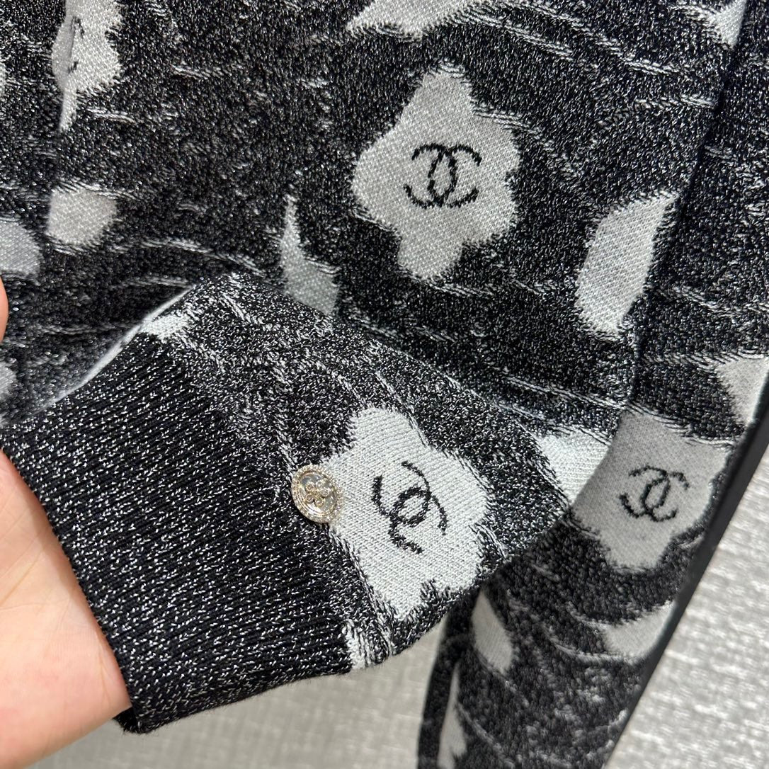 Chanel Iridescent Wool SWEATER SS2023